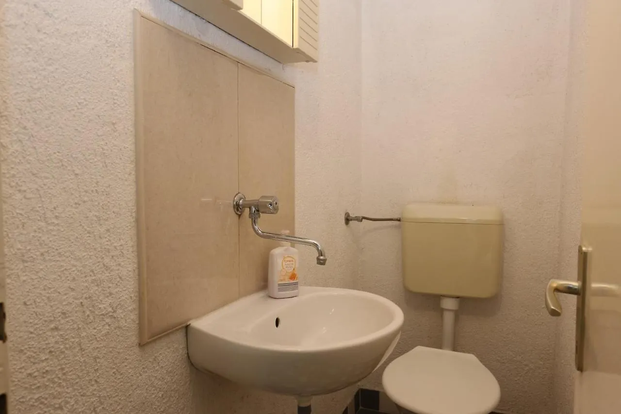 Silo Apartment 17